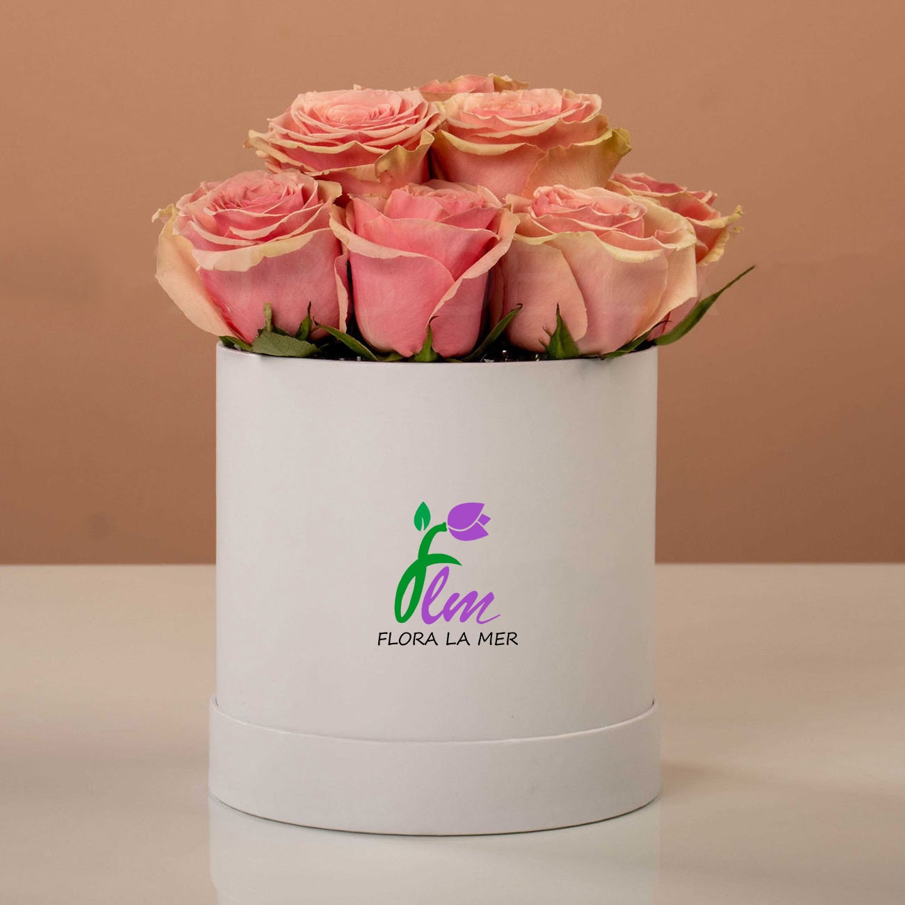 25 Red Roses Love Box – Flora Lamer
