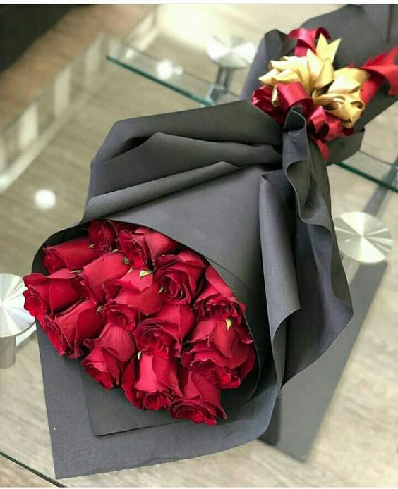 Forever in Love: 14 Red Roses Bouquet