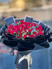 A Luxurious Display of Love and Passion - Extraordinary