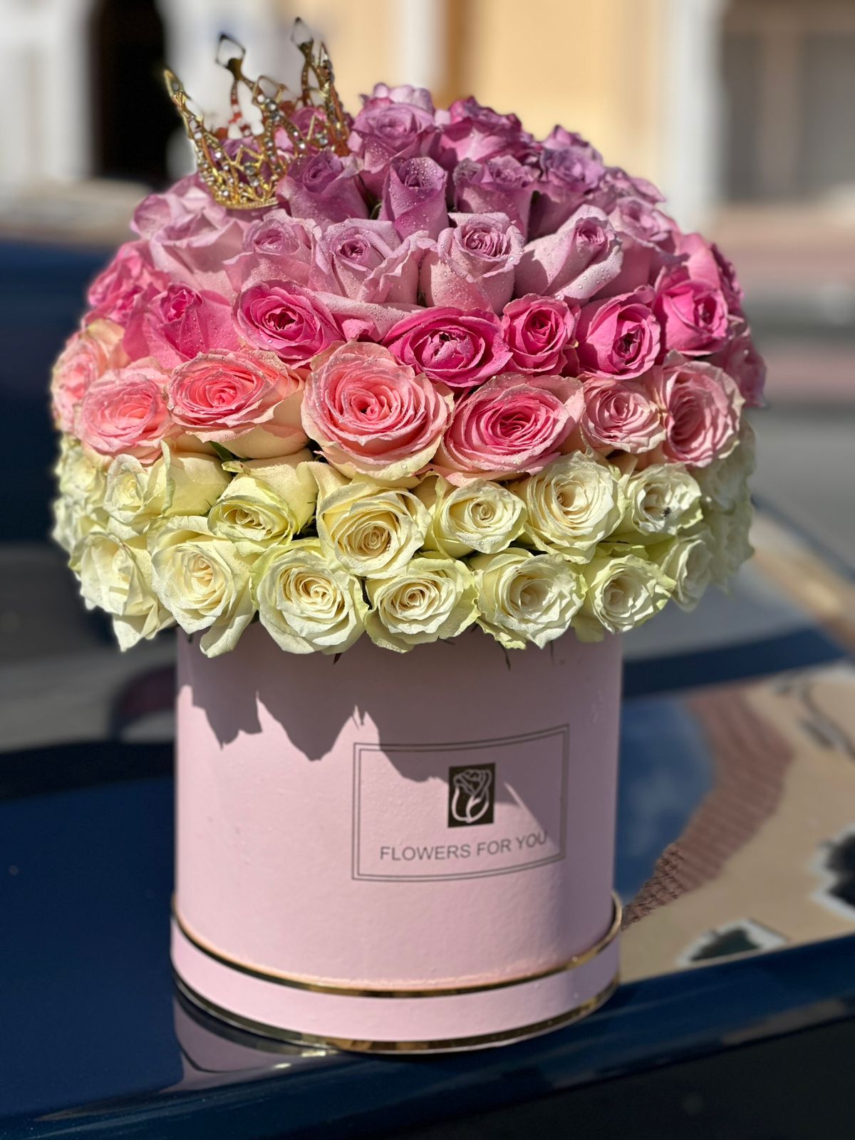 Royal Blush Crown Roses Box