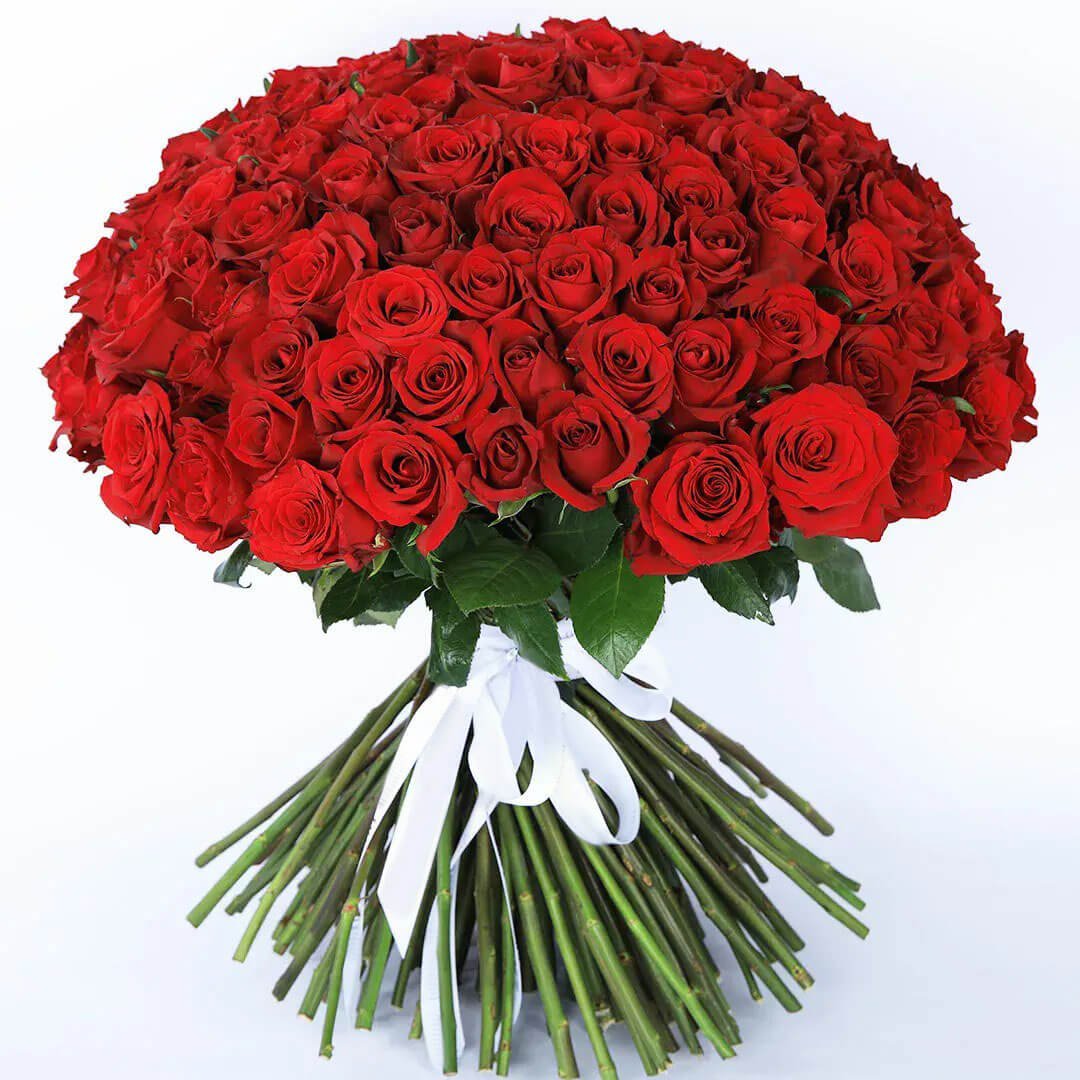 This bouquet will surely touch your receiver’s heart. A sweet way to show your love.<br data-mce-fragment="1"><br data-mce-fragment="1">This product consists of 150 stems red roses.