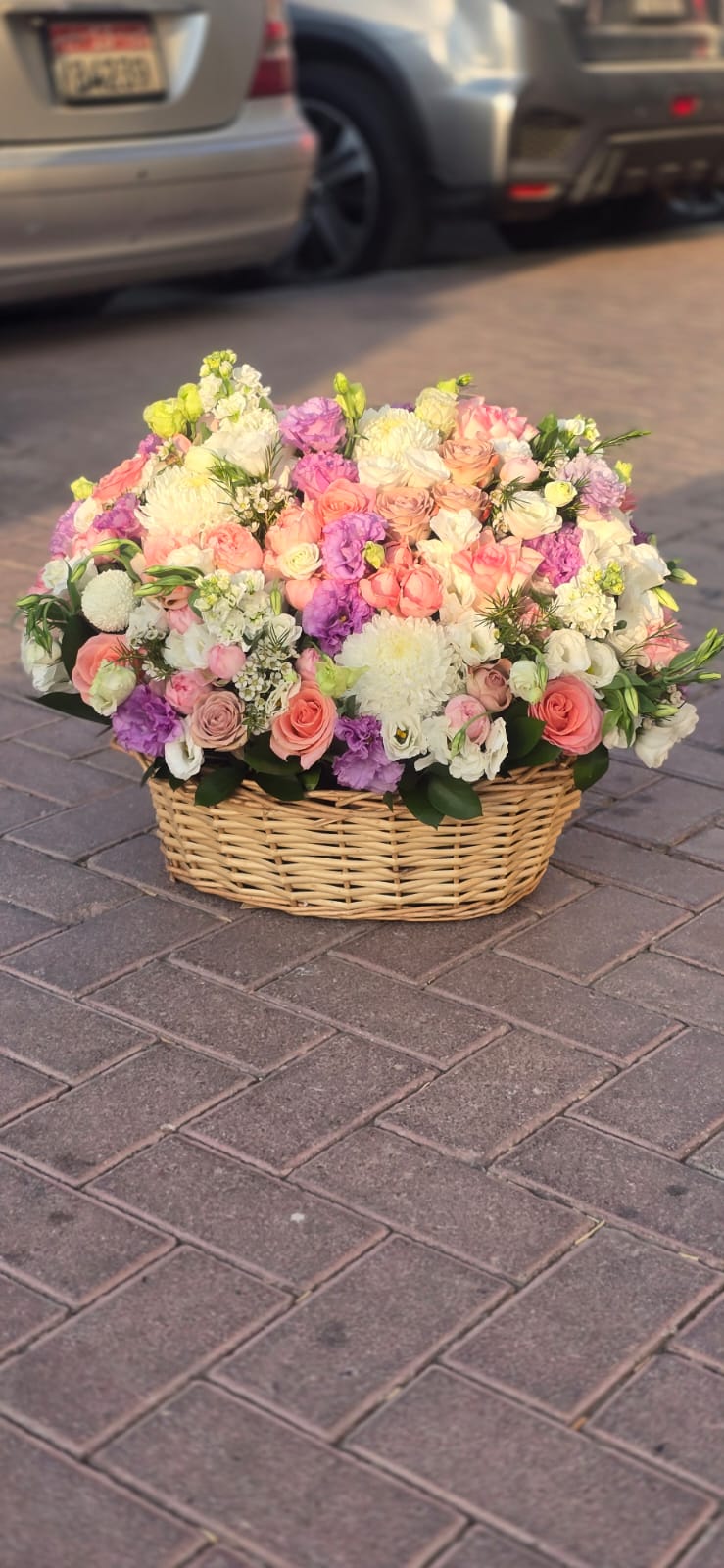 Deluxe Floral Basket